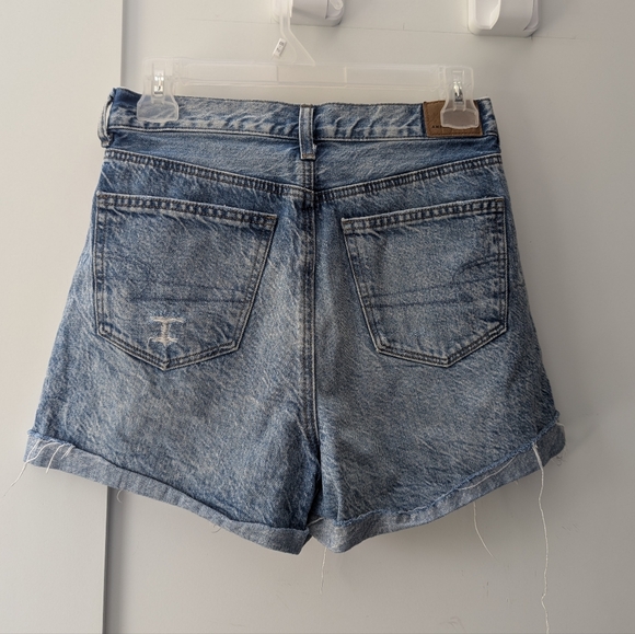 American Eagle ripped denim shorts - Picture 2 of 3